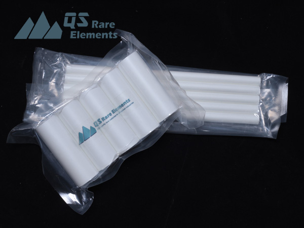 Aluminum nitride crucibles in stock